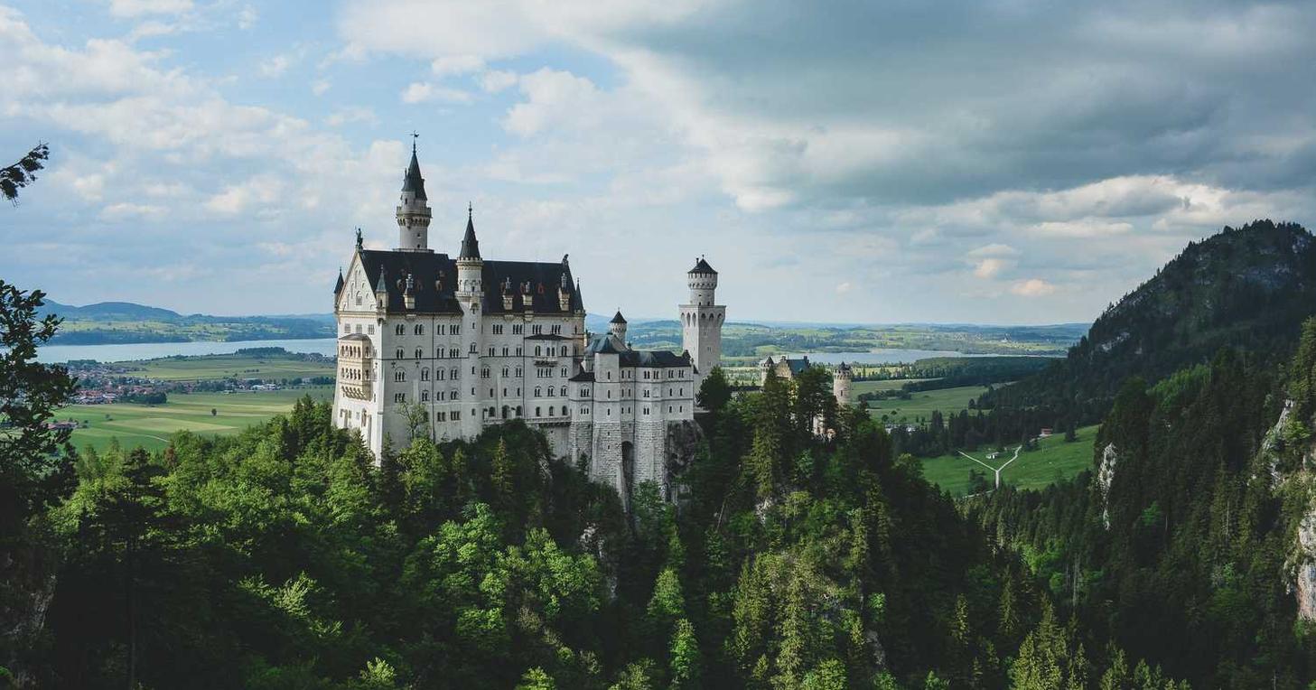 技术支持辅助和人类和平与和谐的结合