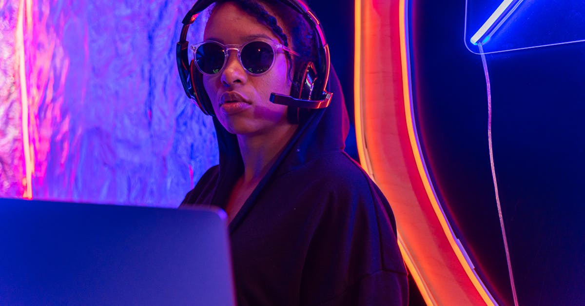 西部数码实名账号：海分贝app详情下载教程